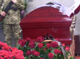 У Маріуполі попрощалися із загиблим в теракті полковником СБУ Олександром Хараберюшом (відео)