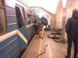 Розпач, сльози, крики: З'явилися кадри перших хвилин після вибуху в пітерському метро (відео)