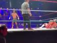Бій рестлерів завершився смертю: Трагічний момент потрапив на відео