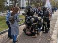 Хіти тижня. Б’ють кийками та валять на асфальт: Поліцаї Путіна провели в Хабаровську найжорсткіший розгін мітингу за весь час протестних акцій