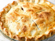 Смакота! Ситний курячий пиріг з картоплею, який припаде до смаку всім