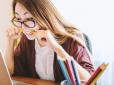 Фахівці дослідили, як дистанційна робота впливає на тіло та кістки людини